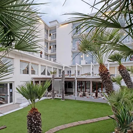 Continental Hotel