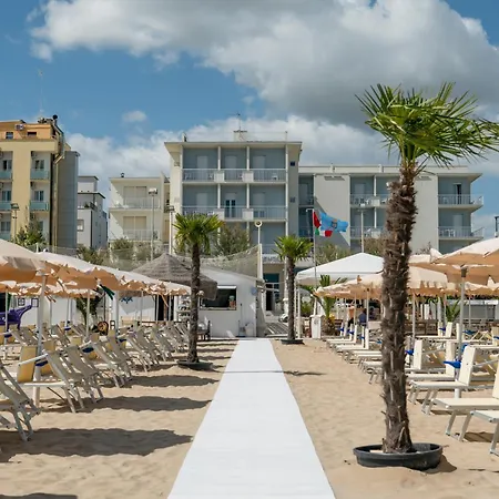 Ξενοδοχείο Continental 3*